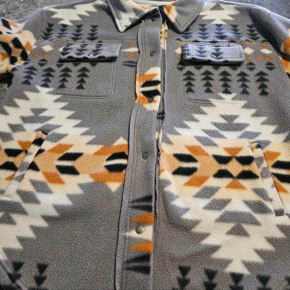 Women Southwestern Gray Brown White Black Patterned Jacket - Picture 14 of 15